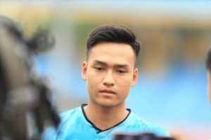 bui-hoang-viet-anh-can-phai-than-trong-khi-doi-dau-voi-dt-malaysia